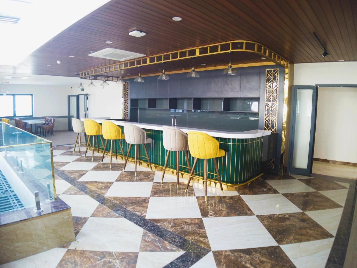 Atp Galaxy Hotel & Apartment Danang Buitenkant foto